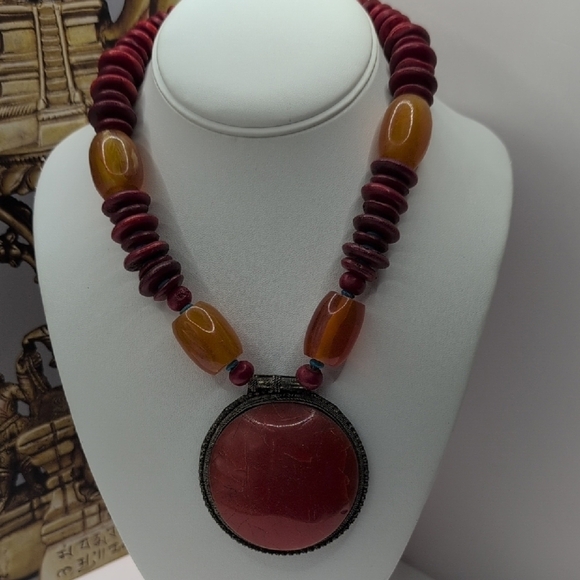 Vibrant Red and Orange Asymmetrical Necklace with Pendant - Picture 5 of 6